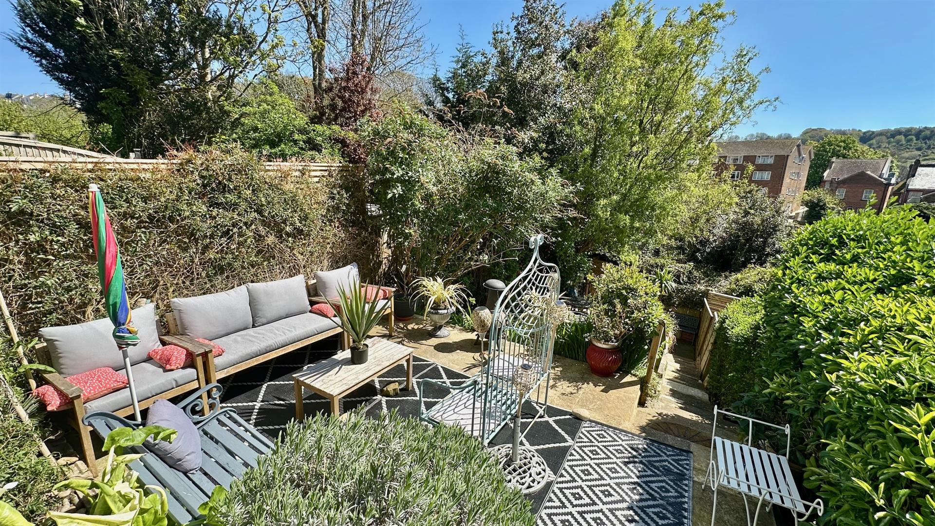 3 bed property in Old London Road, Hastings